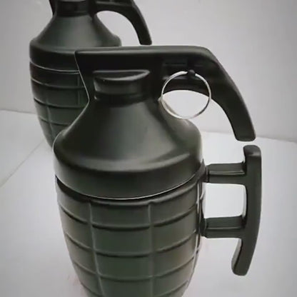 Grenade creative water cup